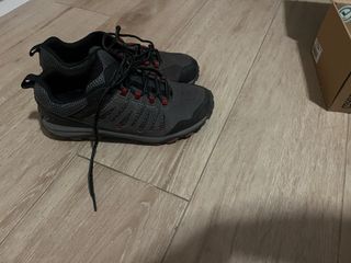Zapatillas Trekking Merrell Gris/Rojo Hombre

