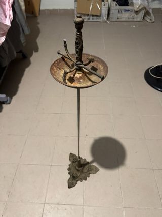 Portaspada antico da terra