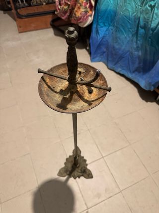 Portaspada antico da terra