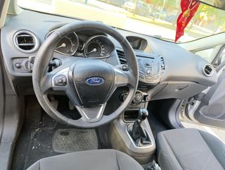 Vendo Ford Fiesta 2014 en Girona