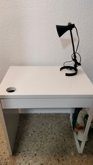 Escritorio blanco con cajón modelo MICKE