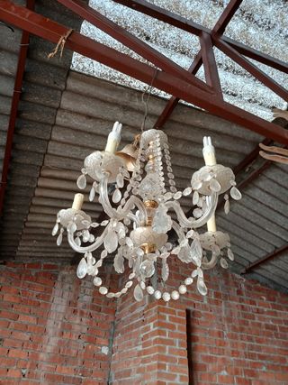 Lámpara de cristal antigua dorada