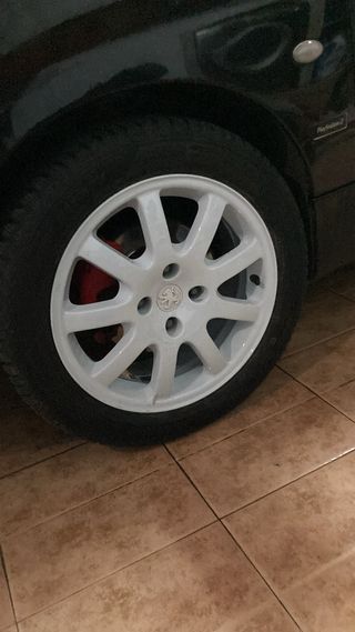 Se Venden 4 Llantas Peugeot GTI 16” Originales