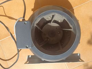 Extractor de aire industrial