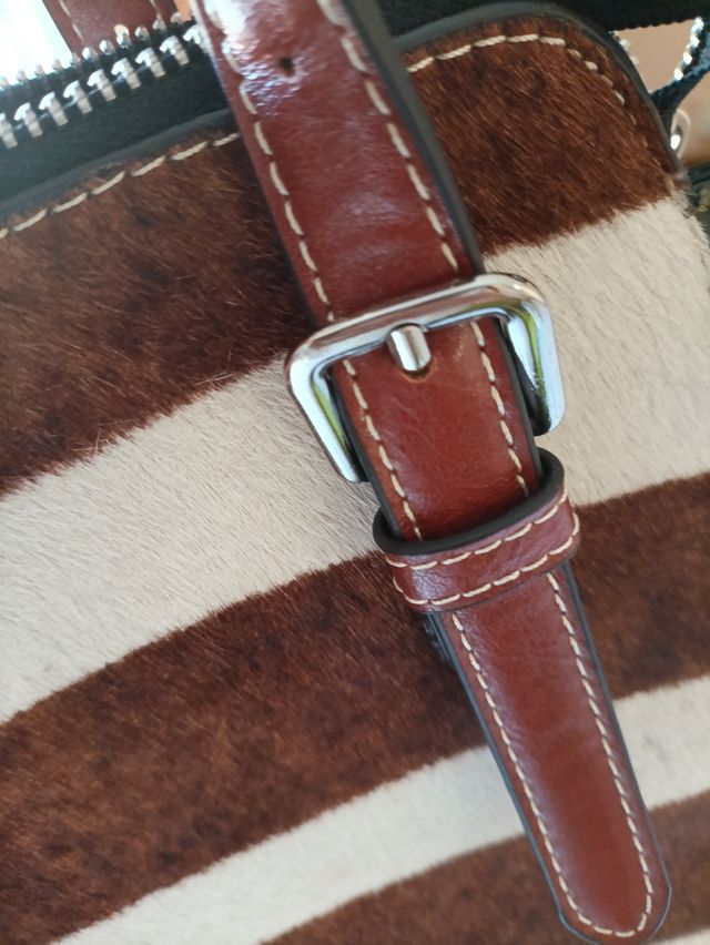 Bolso de piel estampado cebra