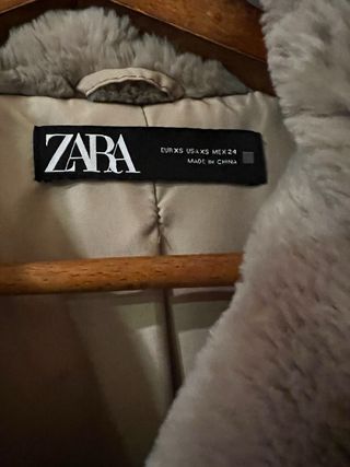 Abrigo pelo Zara beige/gris