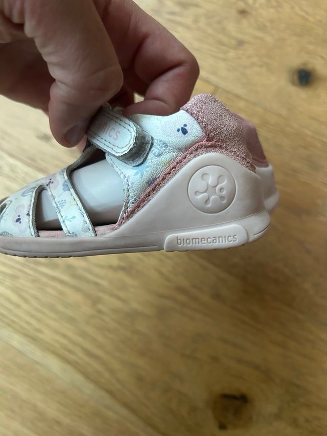 Scarpette Biomecanics bambina tg 19