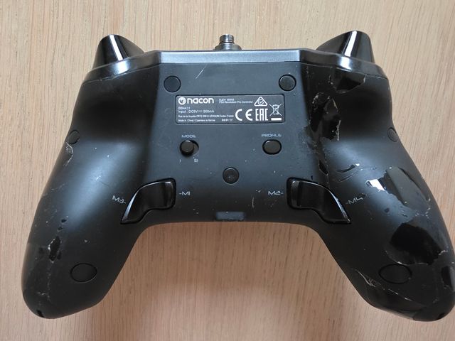 Nacon Revolution Pro Controller
