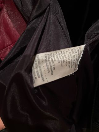 Chaqueta Piel Internacional Negra y Roja Talla 54
