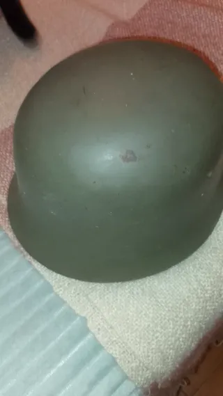 Casco militar antiguo Verde  Última semana!!!!!!
