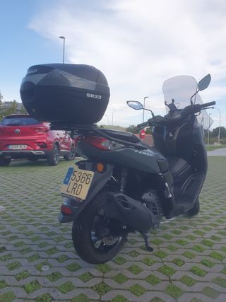 Yamaha NMAX 125