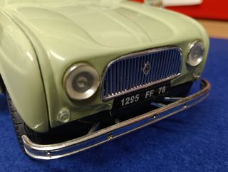 Renault 4 Scala 1:18