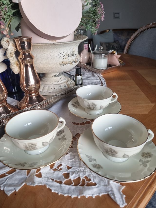 Lotto 3 Tazze da tè Richard Ginori con Piattini