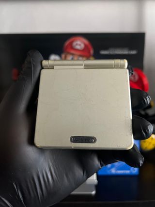 Nintendo Game Boy Advance SP dorada Toys 'R' Us  2
