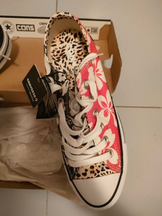 Converse Talla 37 Estampado Floral y Animal Print