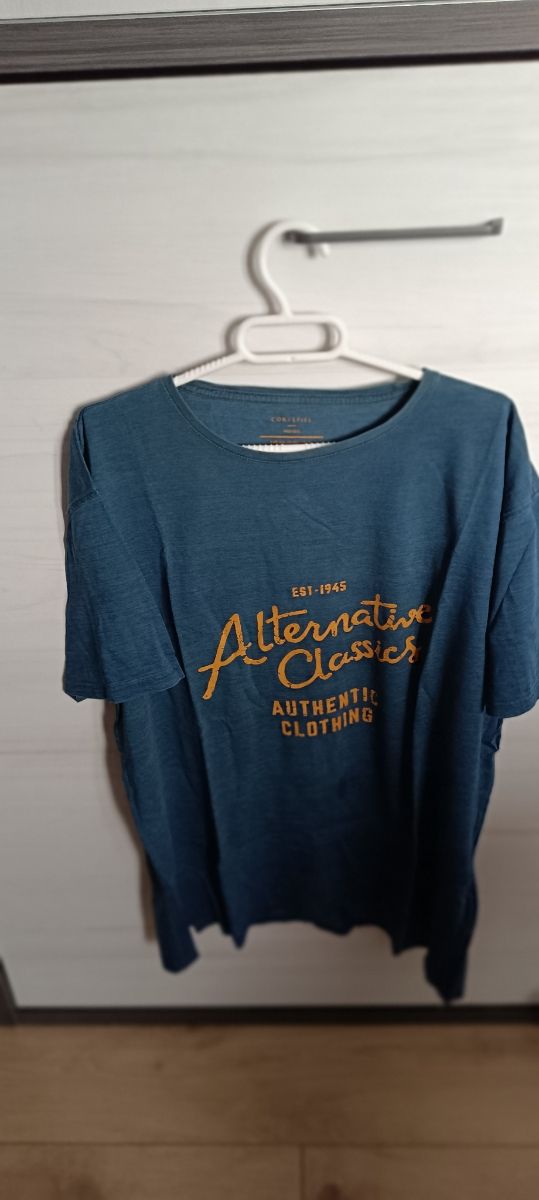 Camiseta/Jersey Negro y Rojo