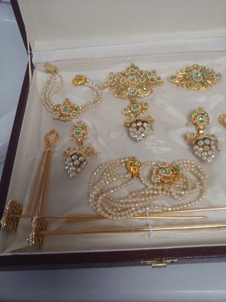 Aderezo Fallera Oro y Perlas