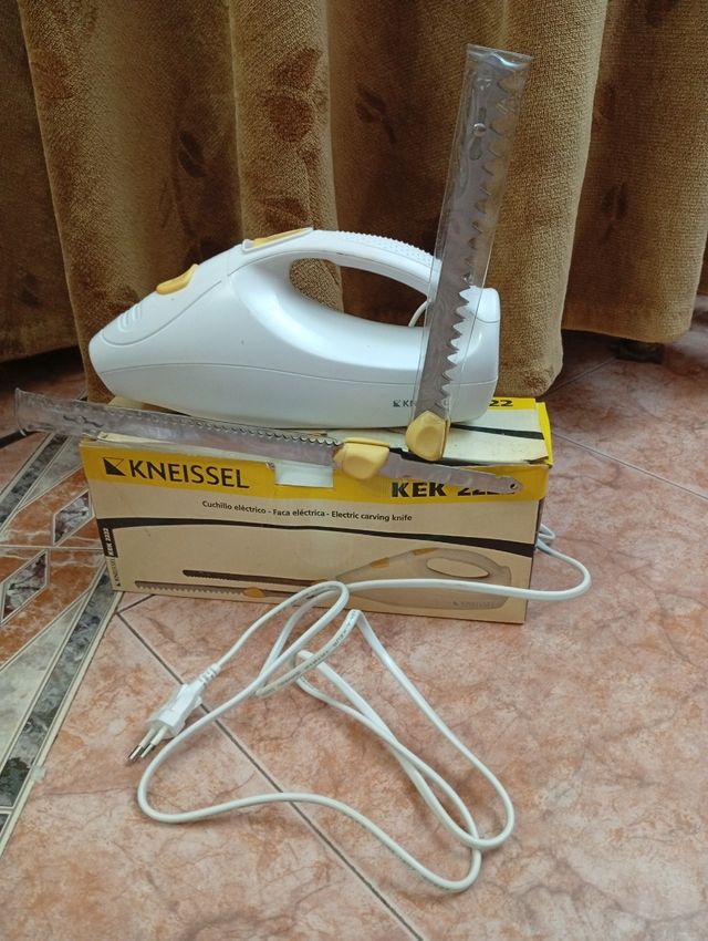 Cuchillo Eléctrico Kneissel KEK 2222