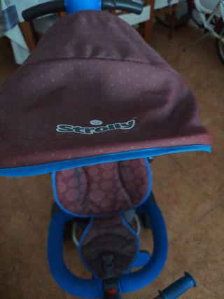 Triciclo de paseo Strolly Compact