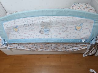 Barrera de seguridad para cama infantil