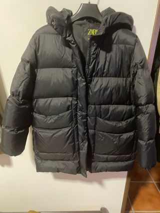 Abrigo acolchado plumas 
niña Zara Talla 13-14