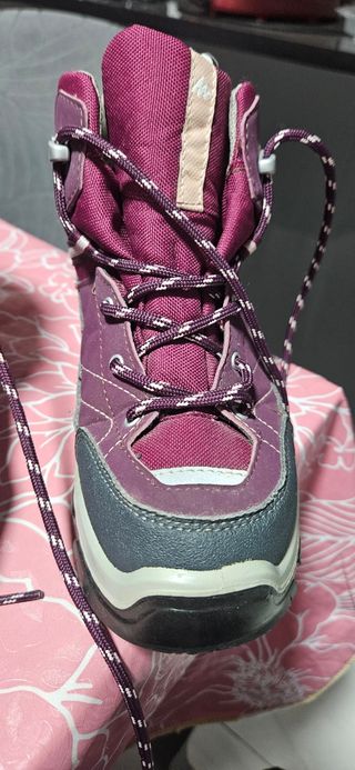 Botas montaña Quechua niña granate