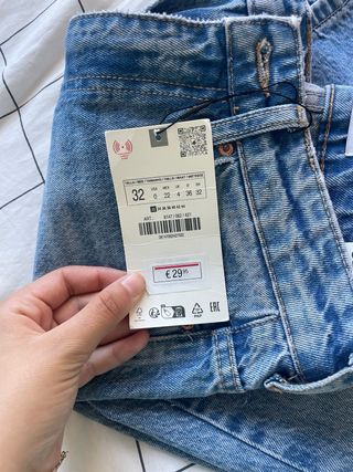 Pantalón vaquero recto Zara azul