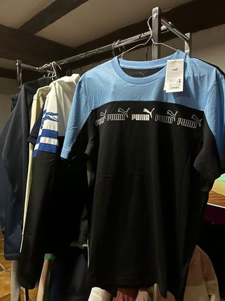 Camiseta Puma azul y negra