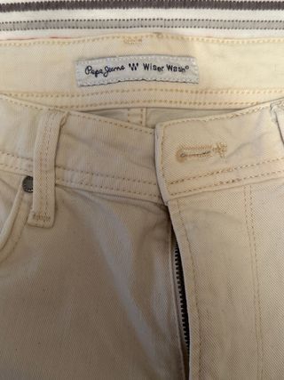 Pantalón corto Pepe Jeans beige
