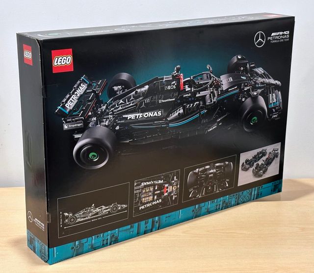LEGO Mercedes-AMG F1 42171