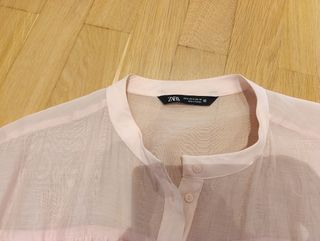 Camisa rosa volantes