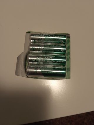 Baterías Recargables AA PREMIO (4 unidades)