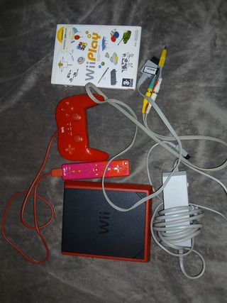 Nintendo Wii Mini Roja y Negra