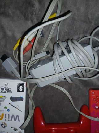 Nintendo Wii Mini Roja y Negra