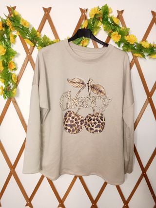 Sudadera con estampado de cerezas