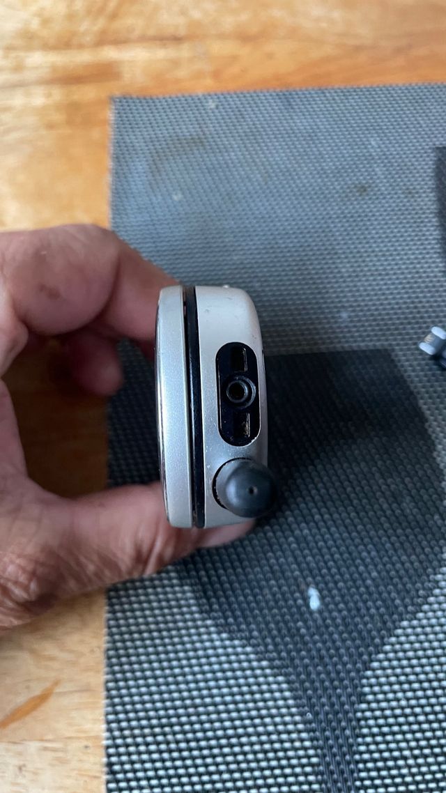 Teléfono Motorola V70 Plata y Azul