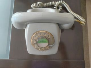 Teléfono antiguo Telefónica beige