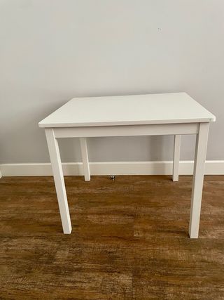 Mesa auxiliar blanca Ikea madera