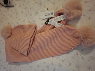 Gorro y bufanda rosa perlas Zara niña.SIN ESTRENAR