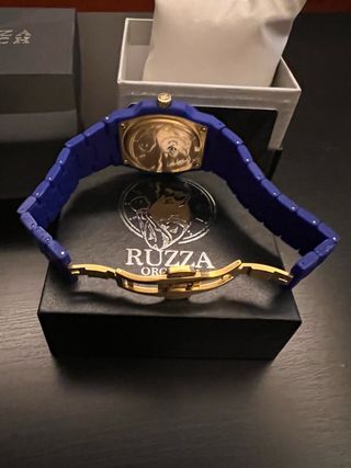 Ruzza Watch
