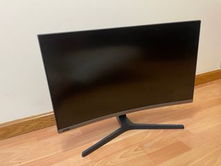 Monitor Samsung Curvo 27 240Hz Gaming