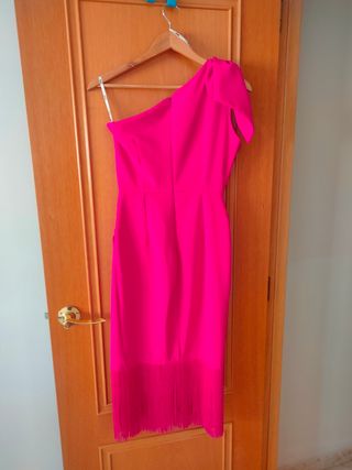 Vestido fucsia midi asimétrico