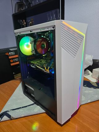 PC Gaming i5 RX570 16GB SSD 500GB Blanco