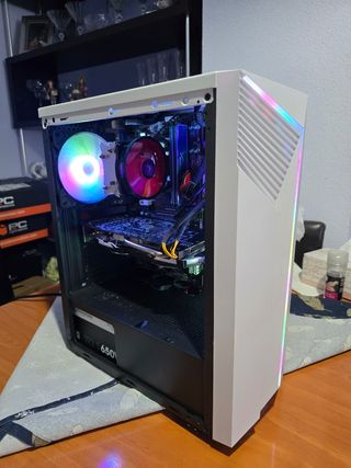 PC Gaming i5 RX570 16GB SSD 500GB Blanco