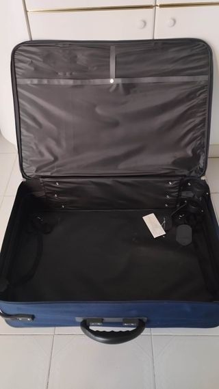 Maleta de viaje azul con 2 ruedas