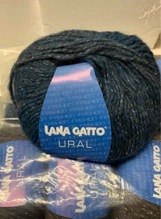 10 Gomitoli Lana Gatto Ural Sfumata Brillante 