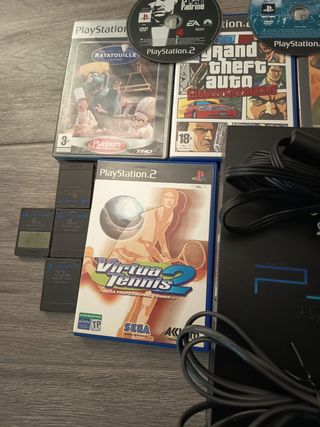 Consola PlayStation 2 Negra + 7 Juegos dos mandos 