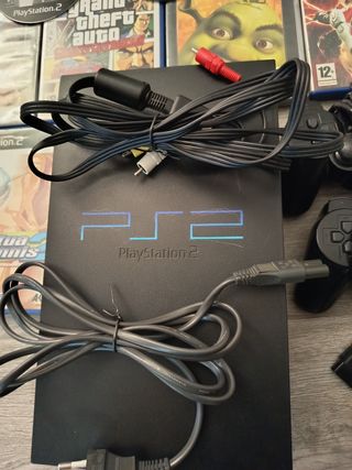 Consola PlayStation 2 Negra + 7 Juegos dos mandos 