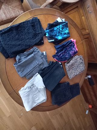 Lote de 8 Pantalones y leggings varios colores
