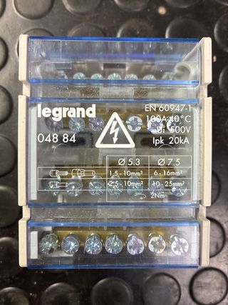 Bornera Legrand 048 84 EN 60947-1